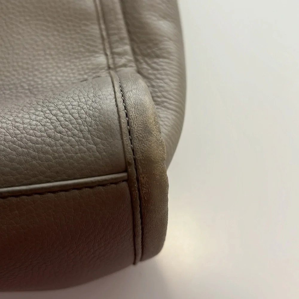 Tory Burch tote - Picture 3 of 4